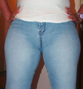Tight ass cuties in jeans