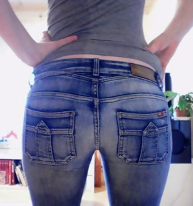 Giant butt beauties in jeans
